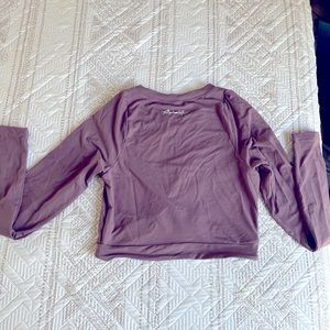 Alphalete long sleeve crop top, size small